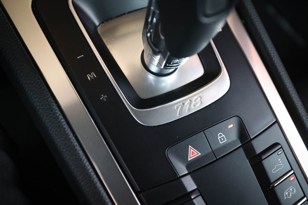 Certified 2025 Porsche 718 Cayman RWD image 34