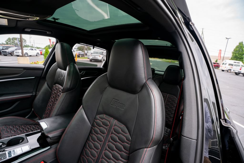 Used 2022 Audi RS 6 AWD/4WD image 37