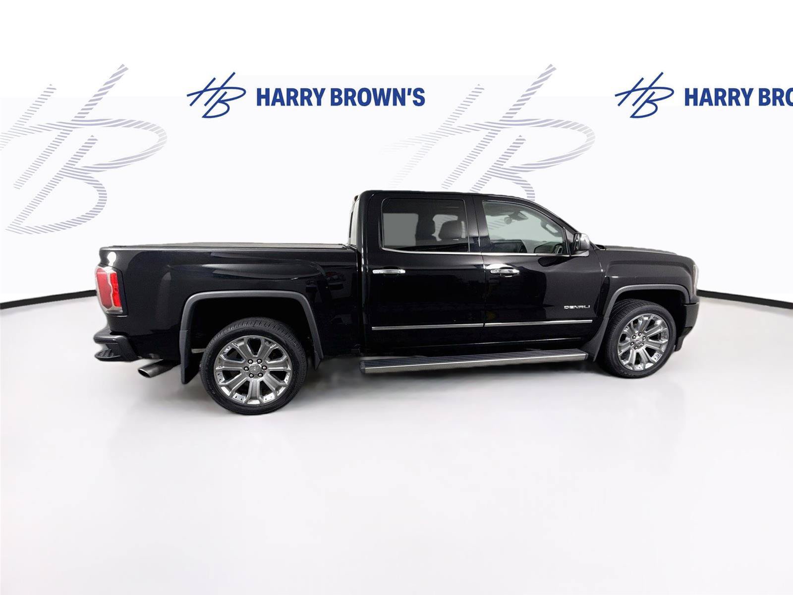 Used 2018 GMC Sierra 1500 Denali w/ Denali Ultimate Package AWD/4WD image 33