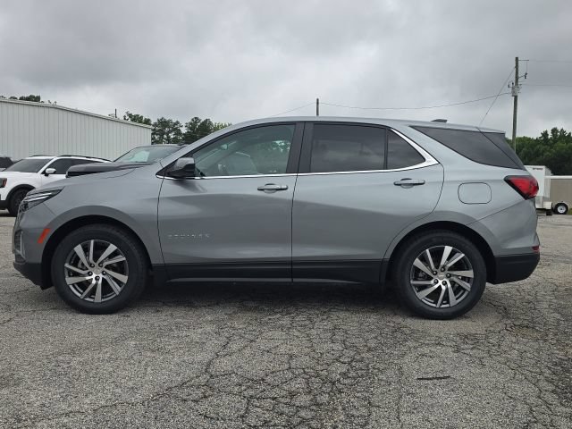 Used 2024 Chevrolet Equinox LT w/ LPO, Floor Liner Package FWD image 2