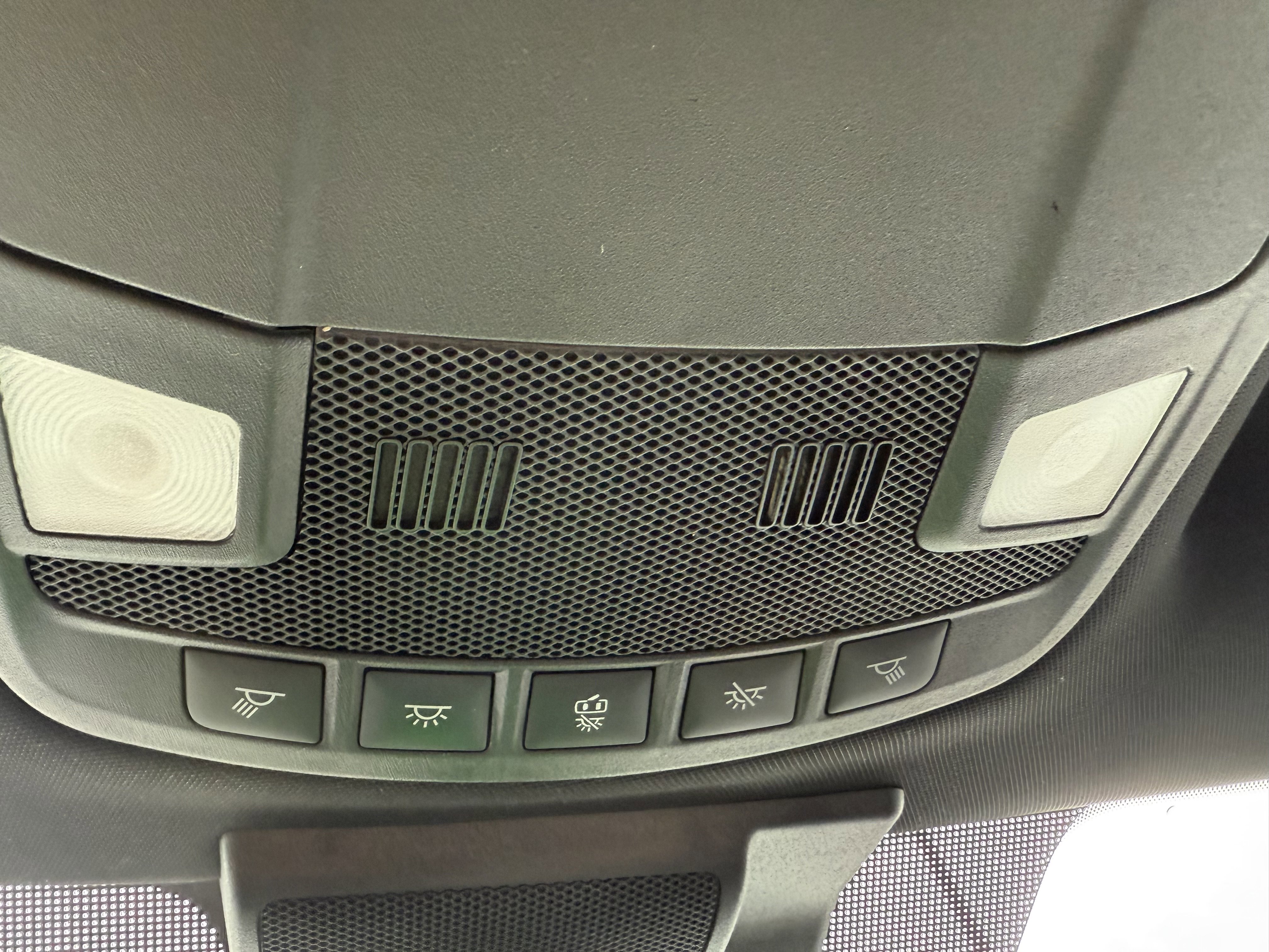Used 2020 Ford F150 Lariat image 33