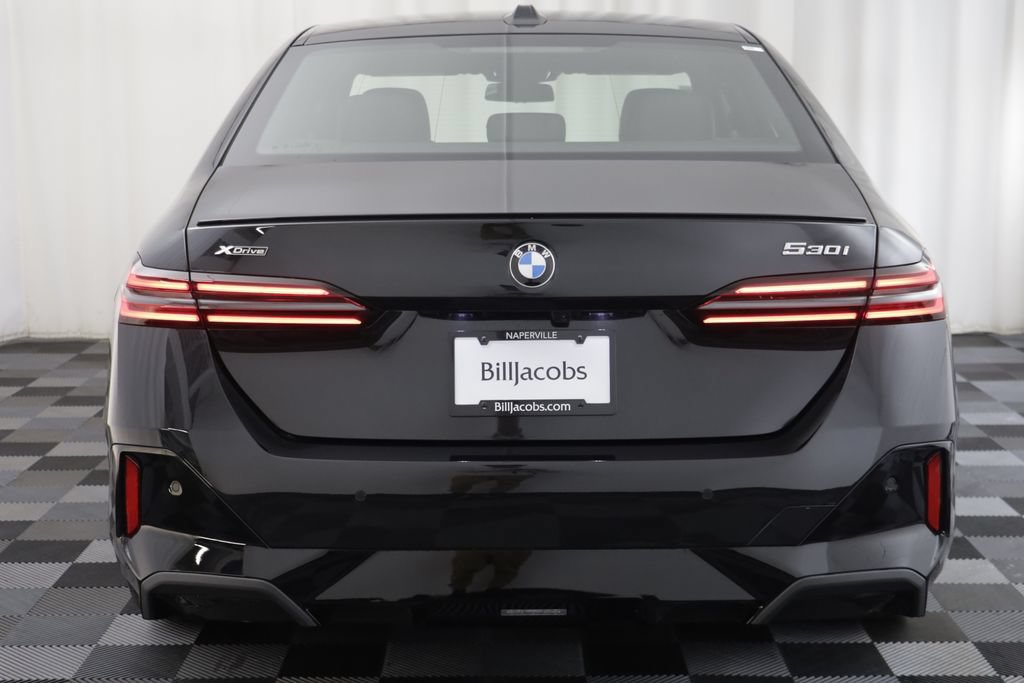 New 2026 BMW 530i xDrive w/ M Sport Package AWD/4WD image 16
