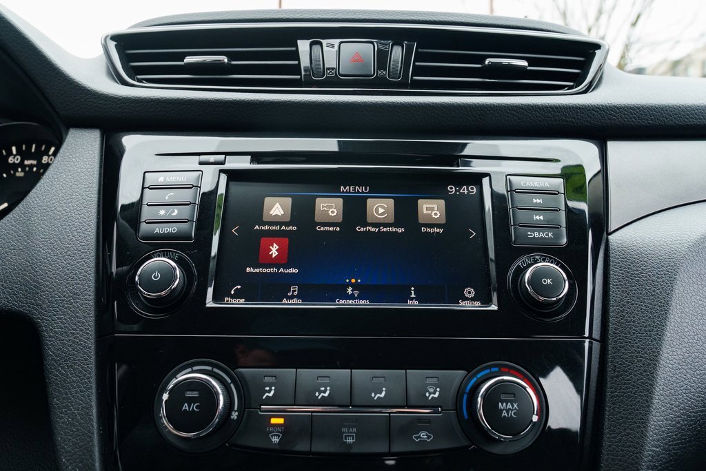 Used 2021 Nissan Rogue Sport S image 13