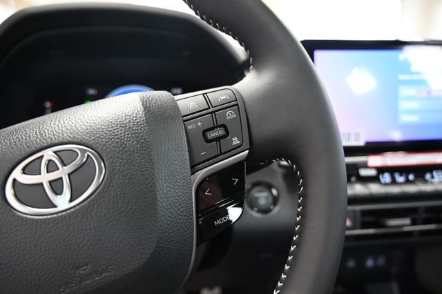 New 2026 Toyota Camry SE FWD image 24