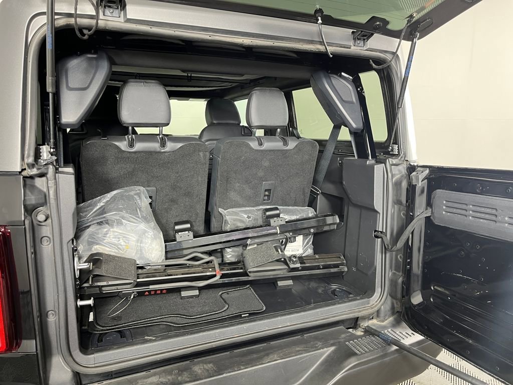 Used 2022 Ford Bronco Black Diamond image 18