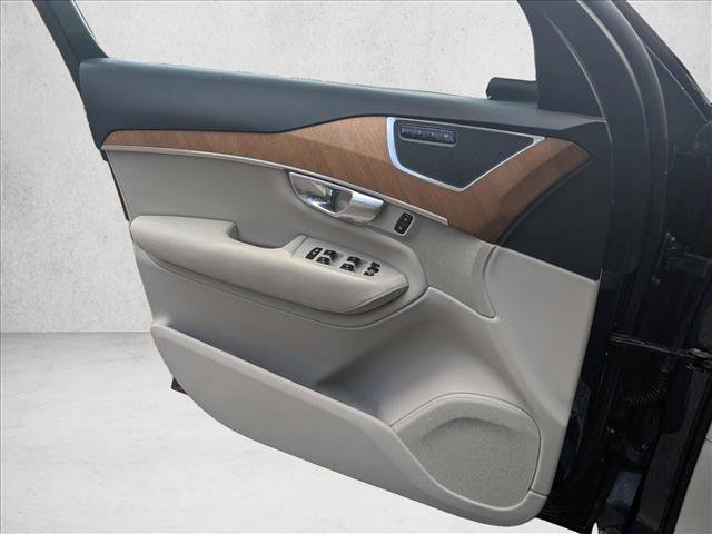 Used 2022 Volvo XC90 T8 Inscription Expression image 14