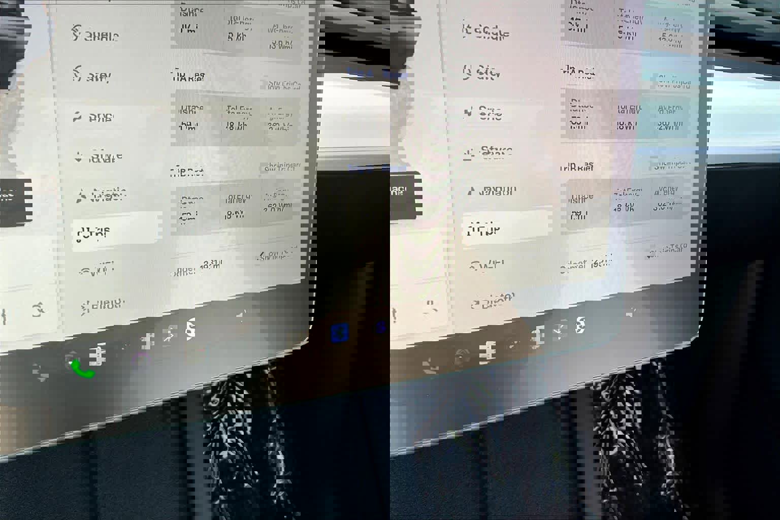 Used 2025 Tesla Model Y Performance image 24