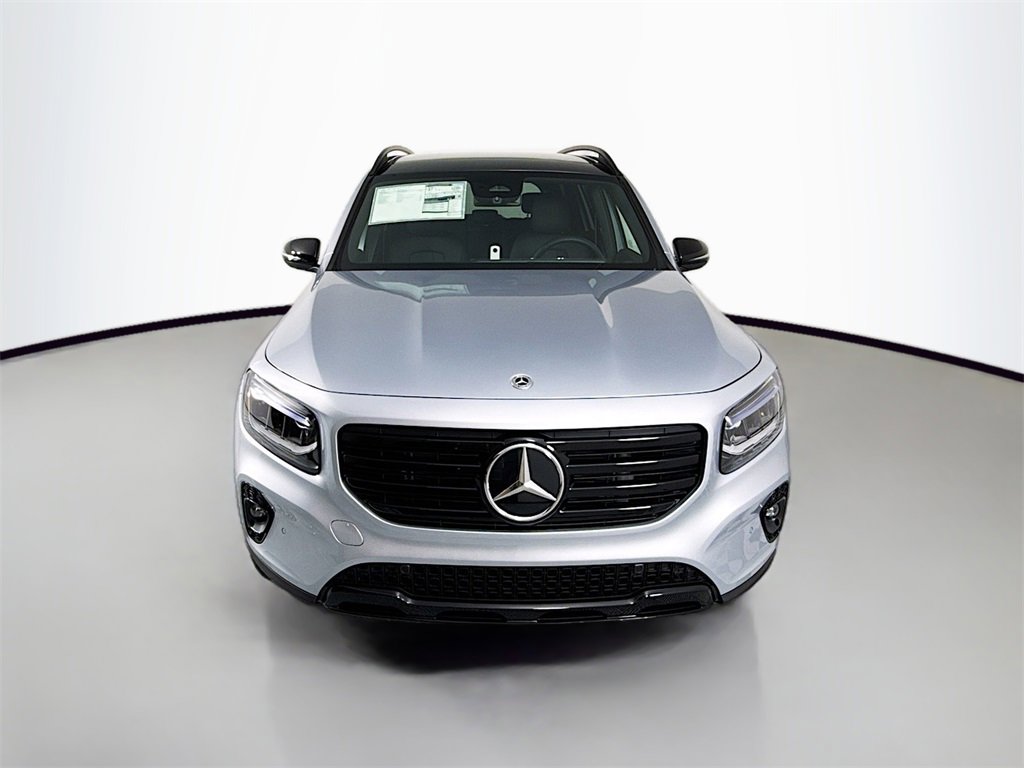 Used 2025 Mercedes-Benz GLB 250 4MATIC image 6