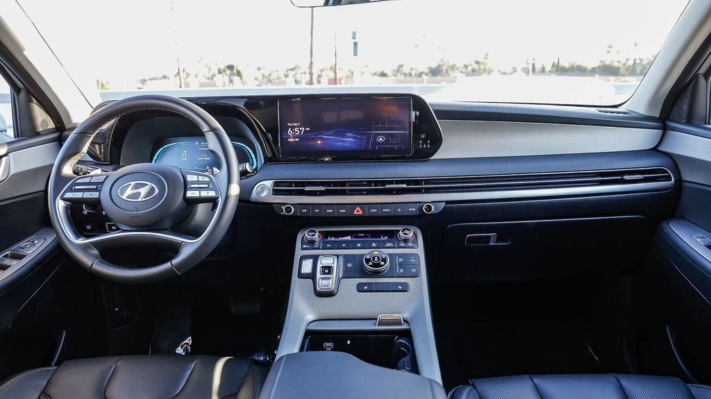 Used 2025 Hyundai Palisade SEL AWD/4WD image 15