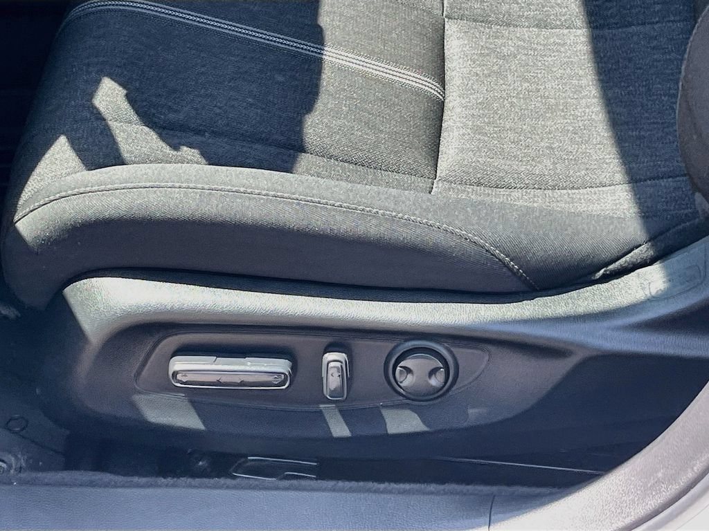 Used 2025 Honda Accord Sport image 19