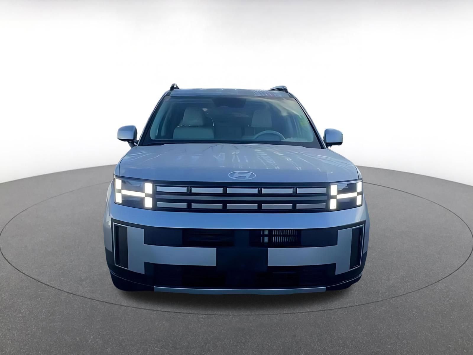 Used 2025 Hyundai Santa Fe SEL image 4