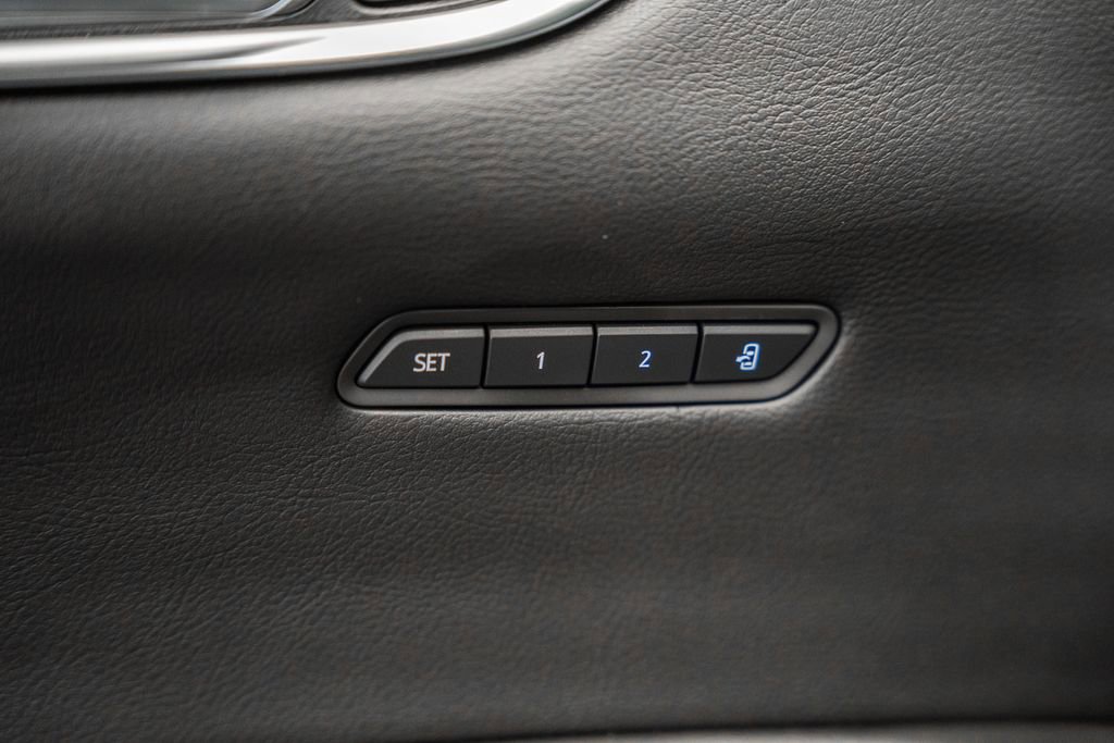 Used 2021 Cadillac XT5 Premium Luxury FWD image 44