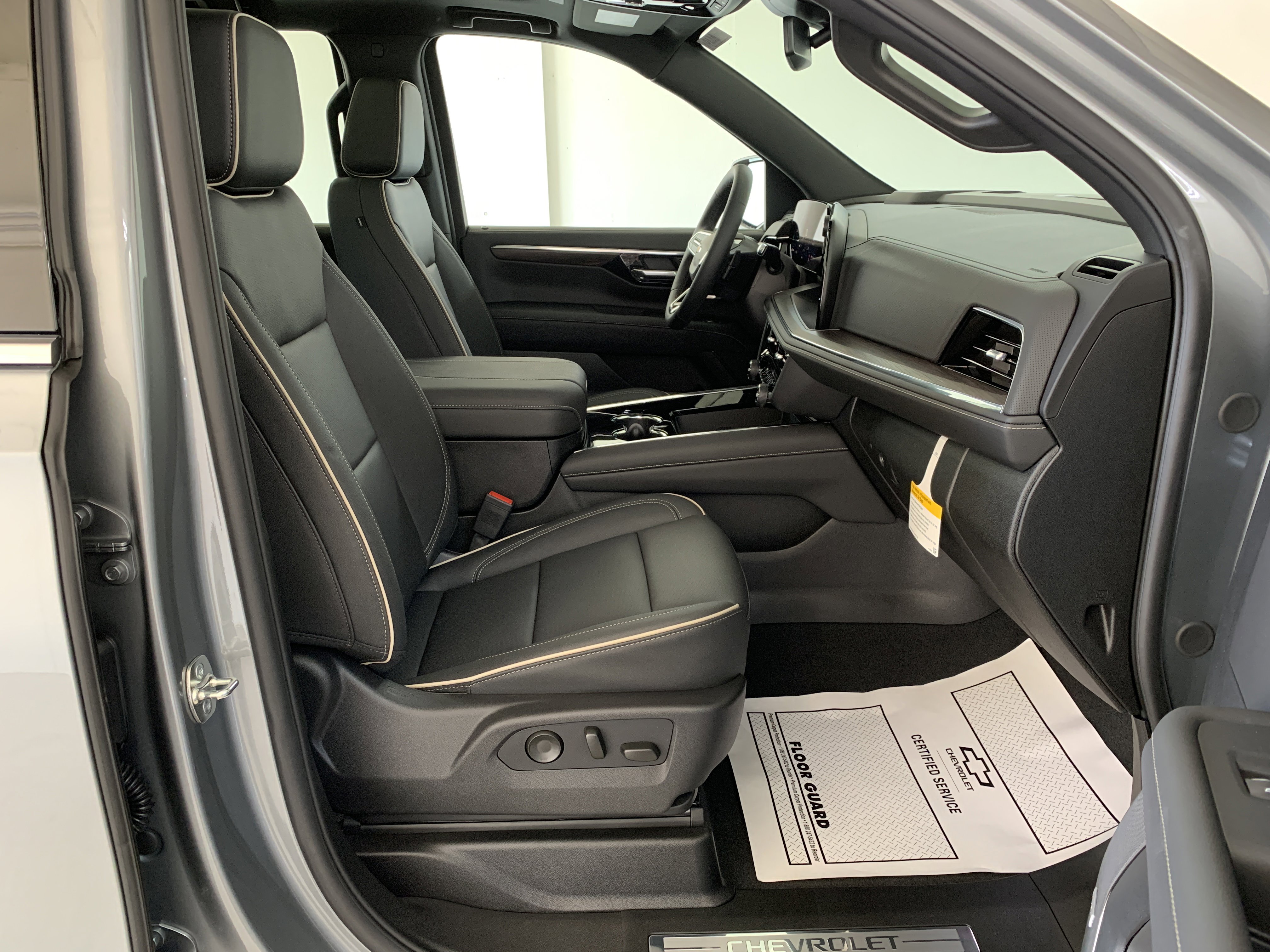 New 2026 Chevrolet Tahoe Premier w/ Sun And Tow Package image 34