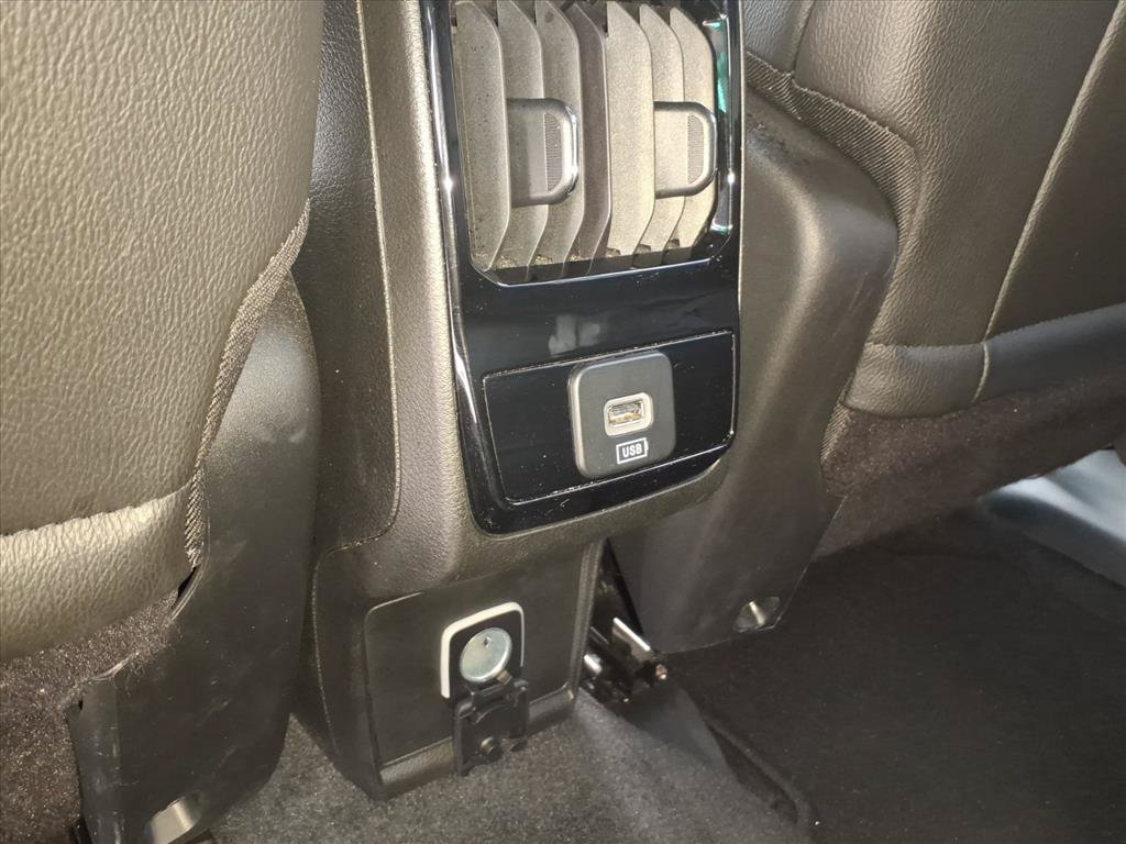 Used 2025 Jeep Compass Limited AWD/4WD image 15