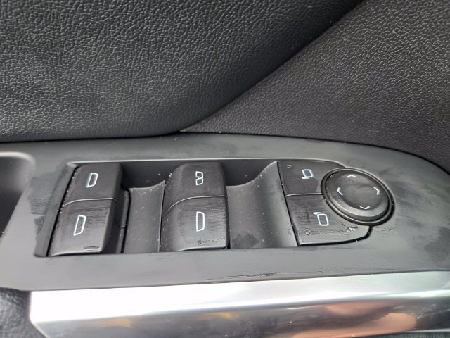 Used 2026 Chevrolet Traverse LT AWD/4WD image 35