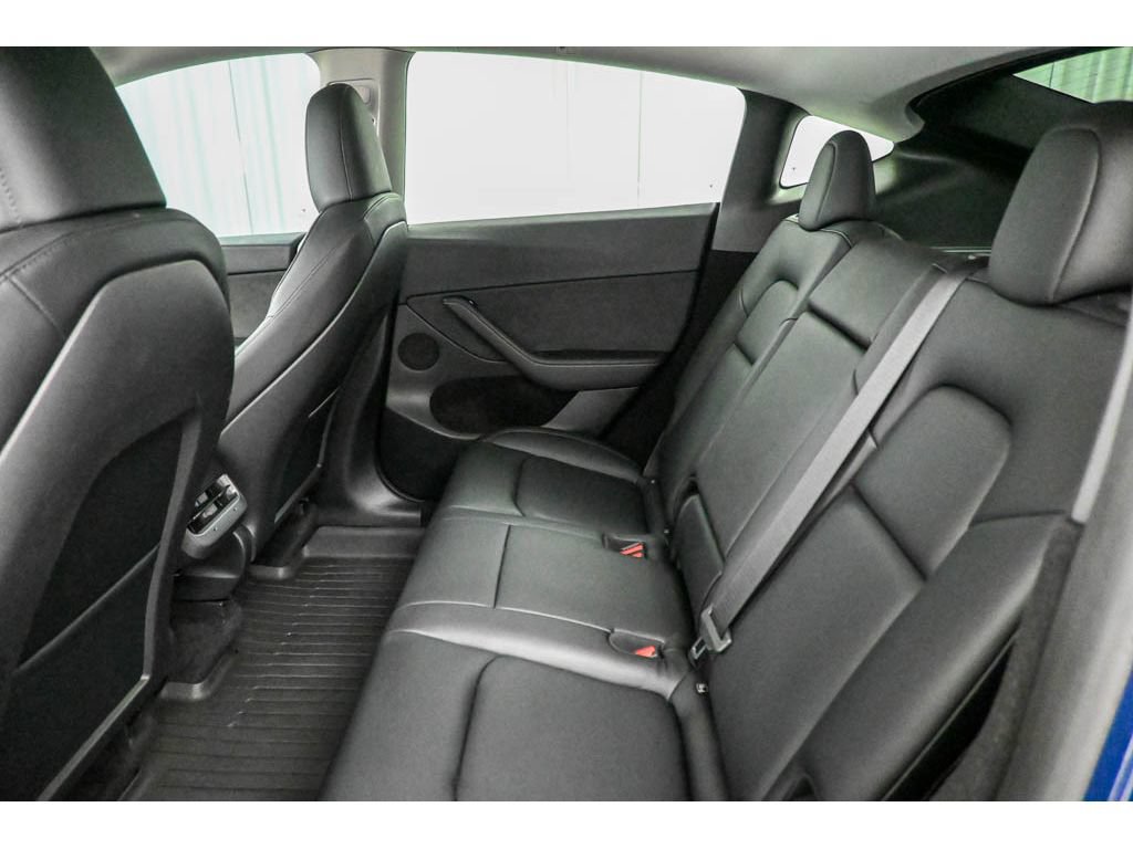 Used 2023 Tesla Model Y Performance AWD/4WD image 20