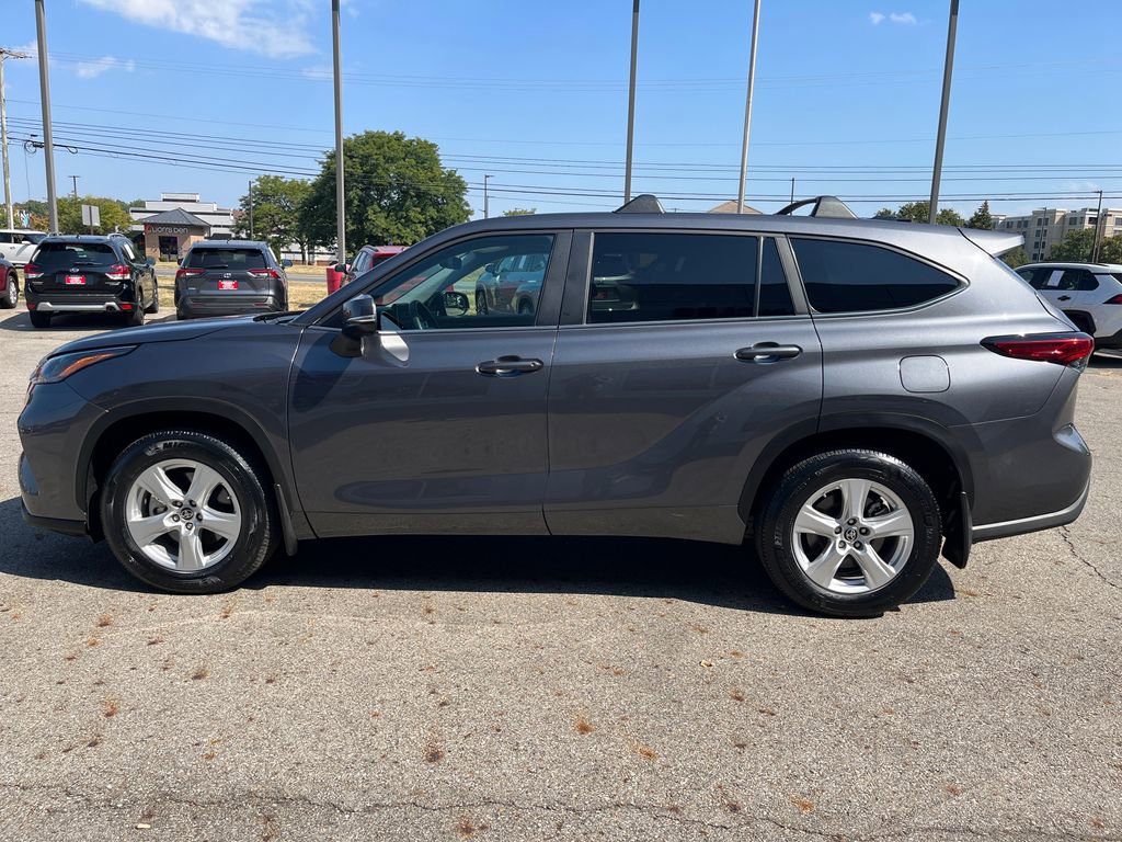 Certified 2023 Toyota Highlander L video 2