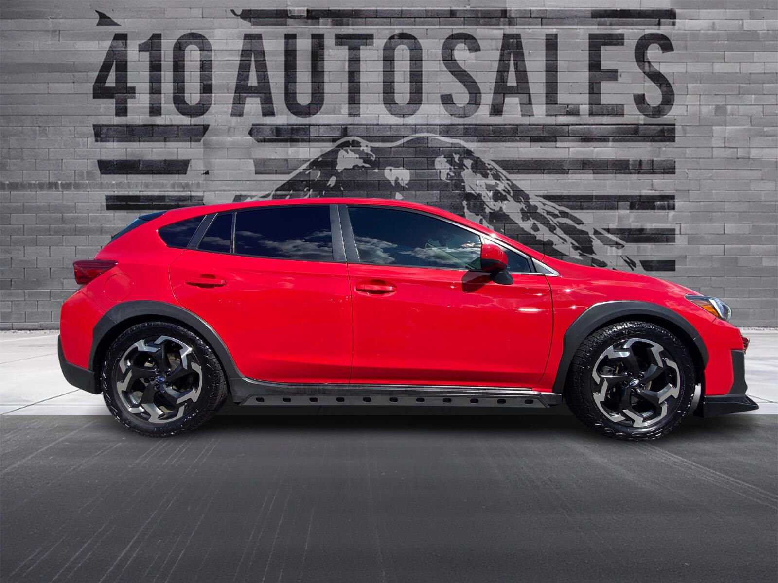 Used 2020 Subaru Crosstrek 2.0i Premium w/ Moonroof Package 2 AWD/4WD image 2