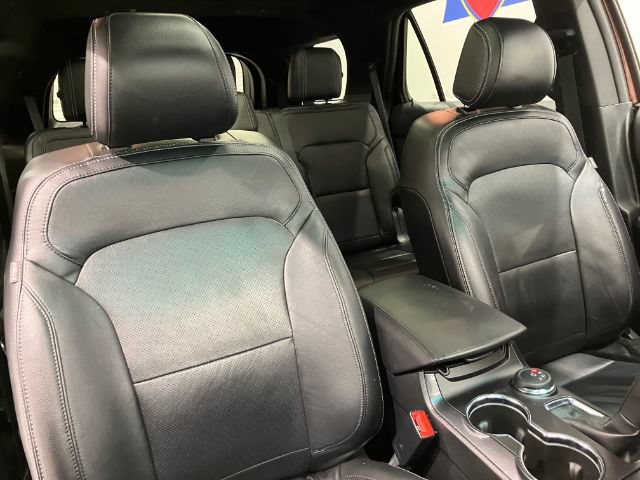 Used 2016 Ford Explorer Limited w/ Equipment Group 301A AWD/4WD image 34