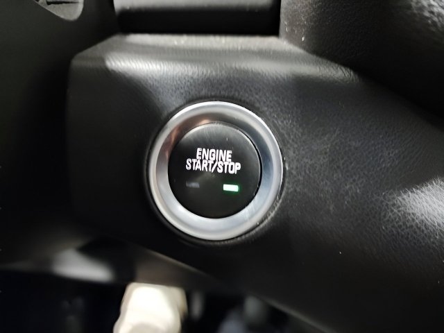 Used 2020 GMC Terrain SLE w/ Driver Convenience Package image 32