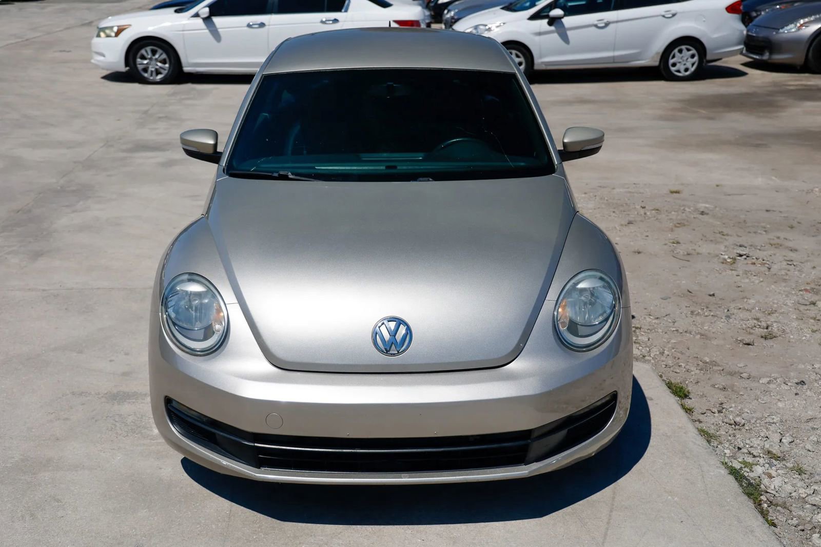 Used 2012 Volkswagen Beetle 2.5 image 10