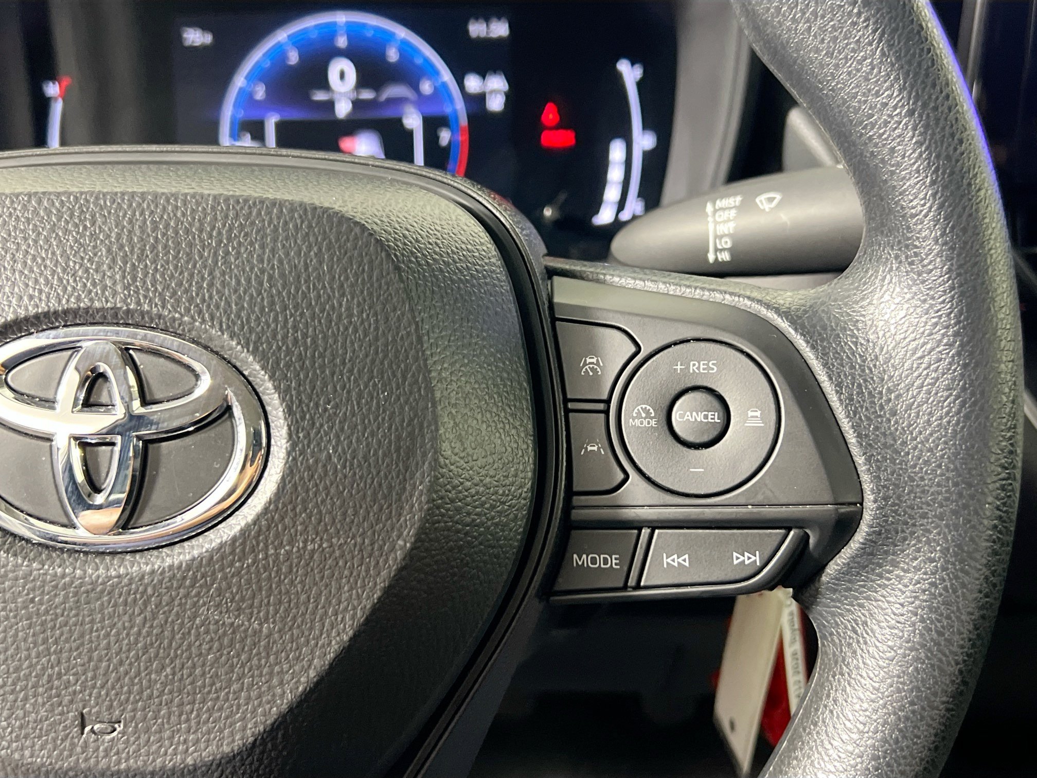 Used 2026 Toyota Corolla LE FWD image 18