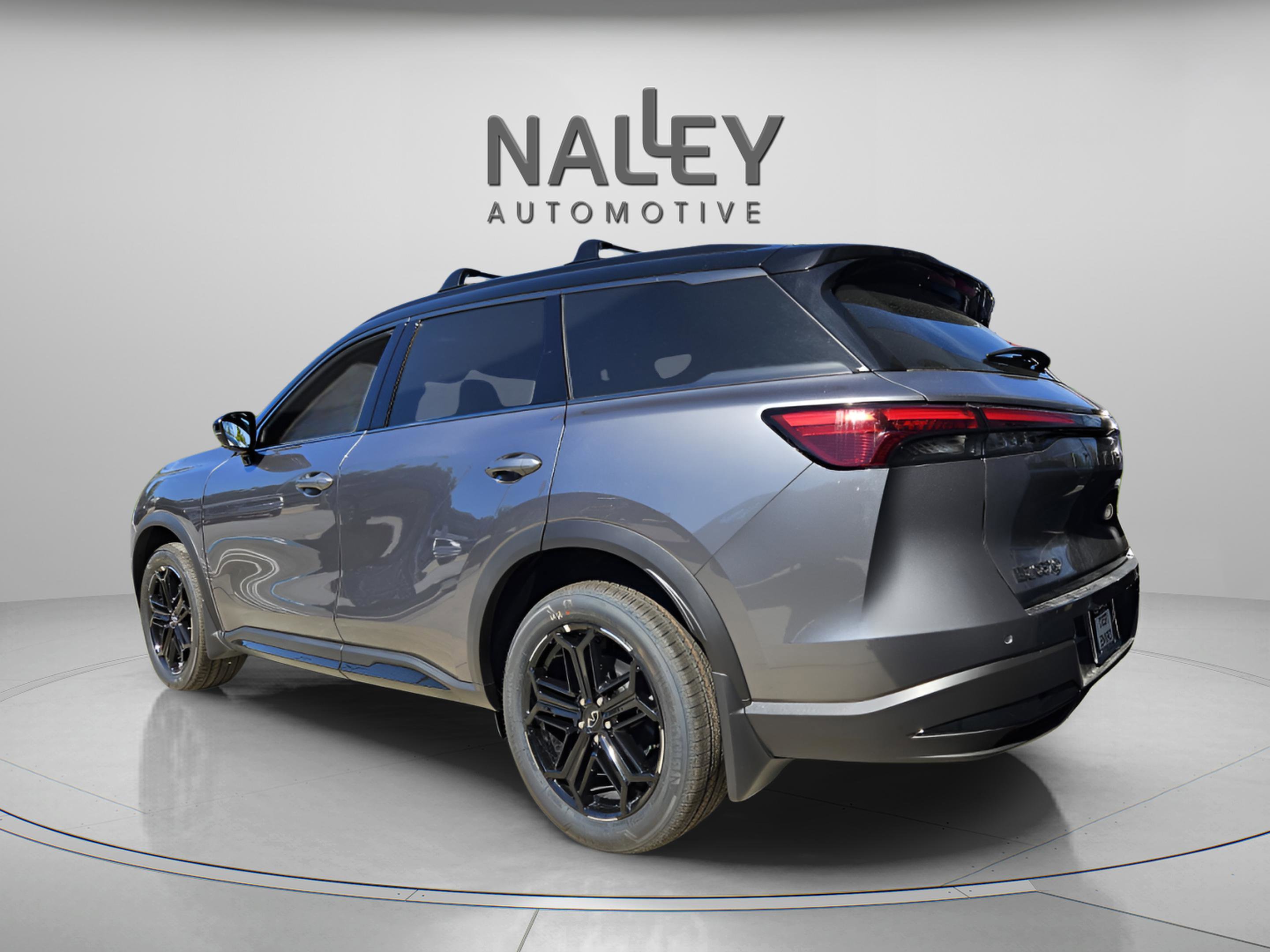 New 2026 INFINITI QX60 Luxe w/ Dark Cargo Package image 5