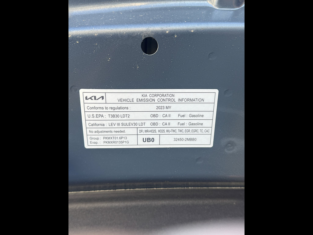 Used 2023 Kia Sportage EX AWD/4WD image 7