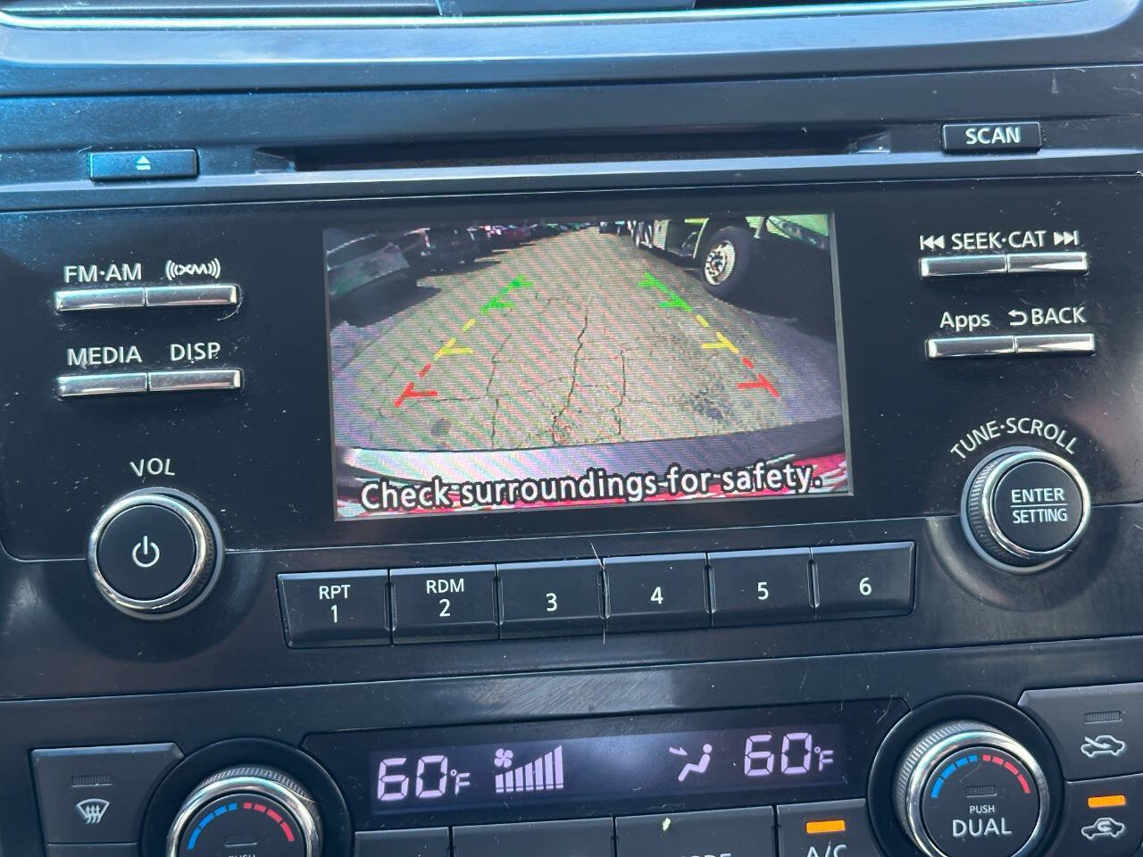 Used 2014 Nissan Altima 2.5 SV FWD image 37