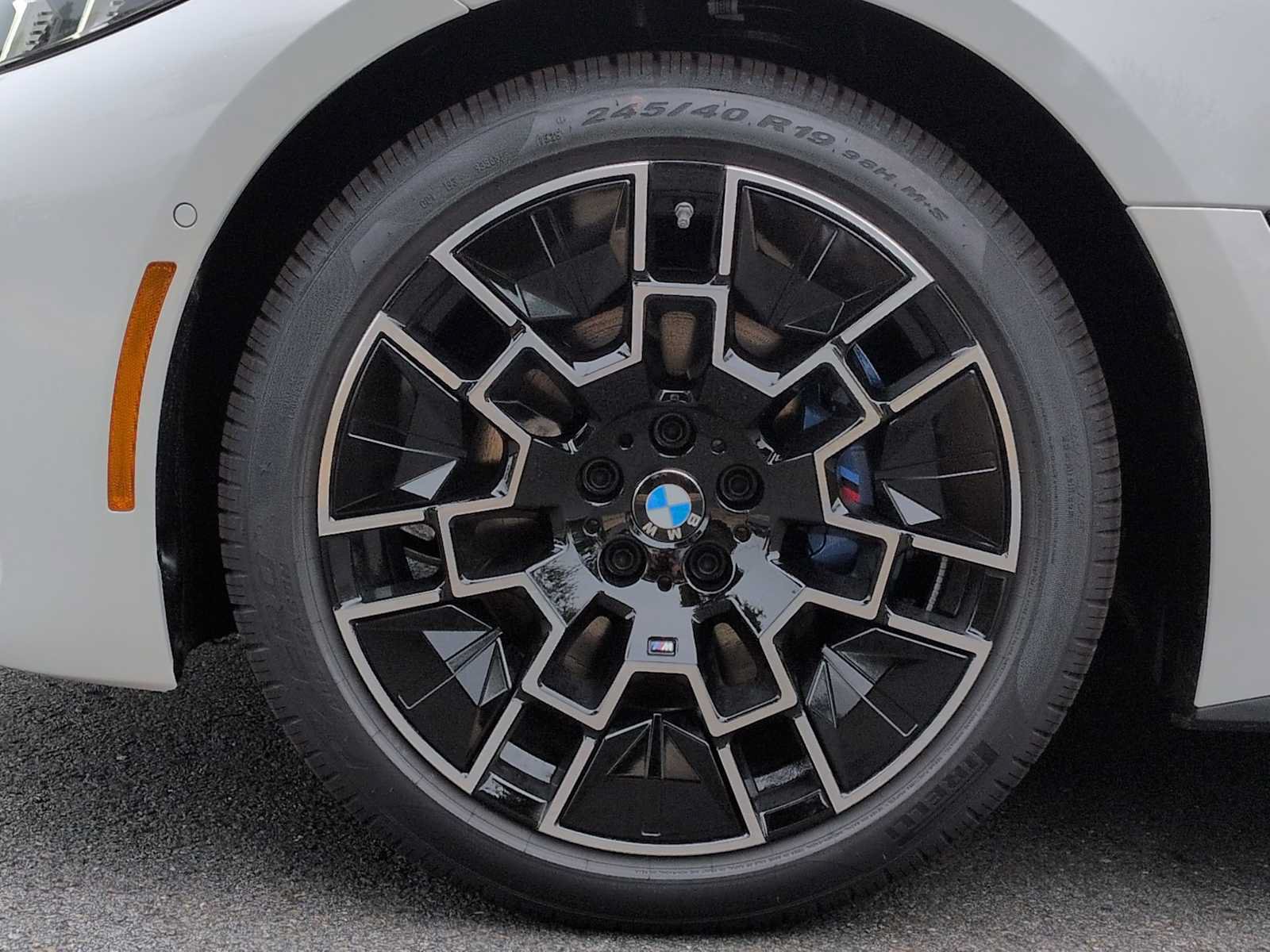 New 2026 BMW 430i xDrive w/ M Sport Package AWD/4WD image 14