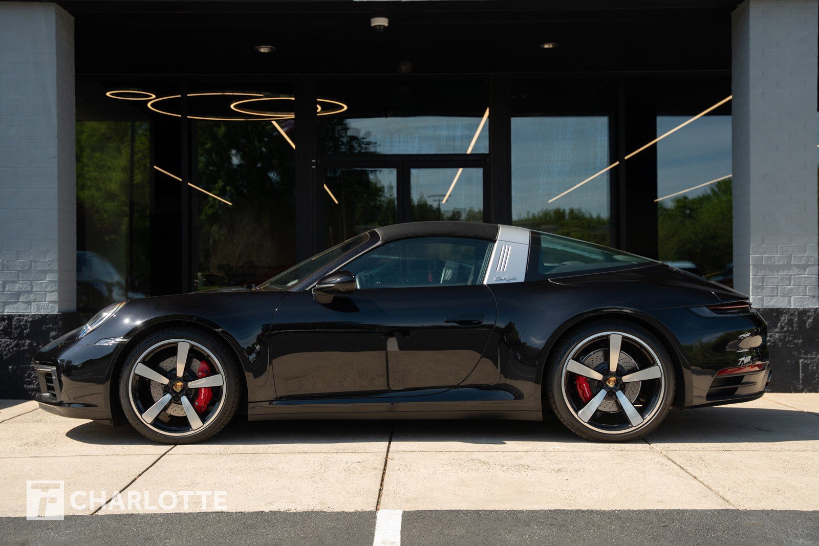 Used 2021 Porsche 911 Targa 4S AWD/4WD image 7