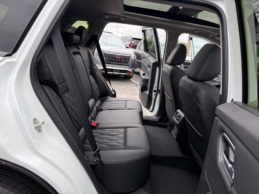 New 2026 Nissan Rogue Platinum AWD/4WD image 20