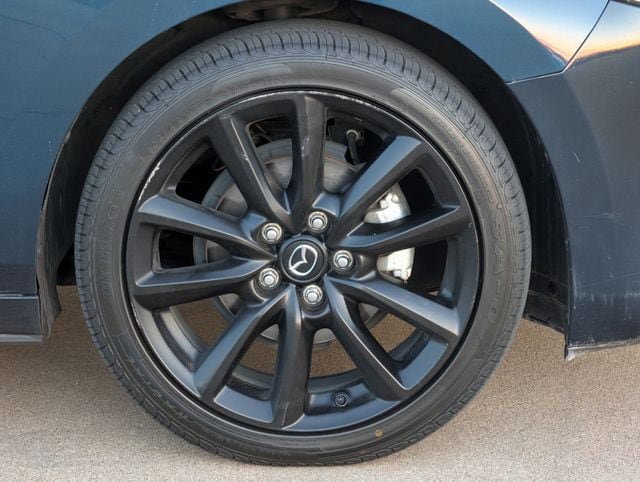 Used 2024 MAZDA MAZDA3 s FWD image 8
