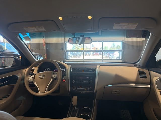 Used 2015 Nissan Altima 2.5 S w/ Power Driver Seat Package FWD image 13