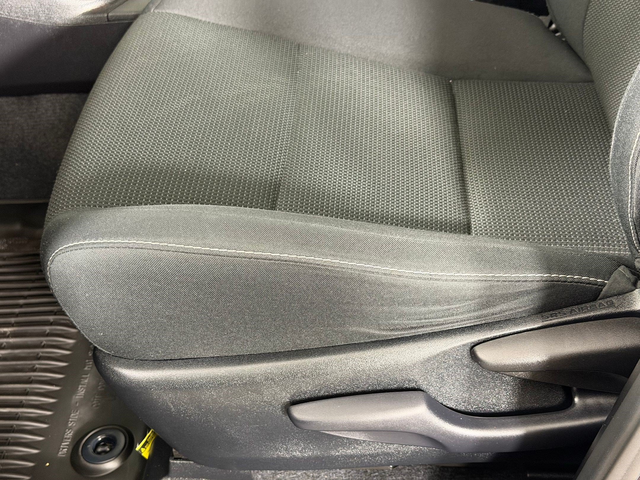Used 2018 Toyota RAV4 XLE w/ Plus Extra Value Package AWD/4WD image 14