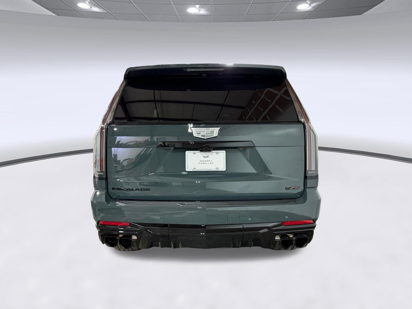 New 2026 Cadillac Escalade ESV V w/ LPO, ONYX Package AWD/4WD image 8