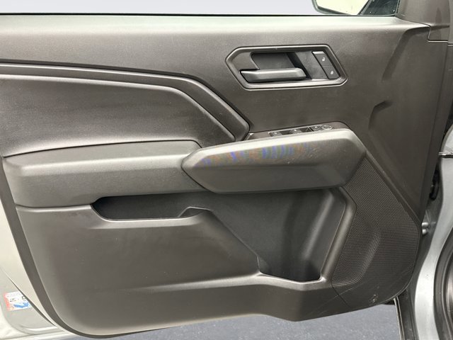 Used 2025 Chevrolet Colorado Trail Boss image 9