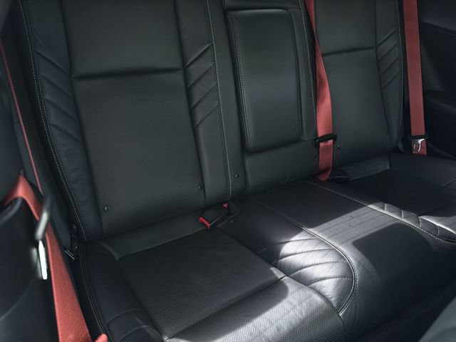 Used 2015 Dodge Challenger SRT Hellcat RWD image 34