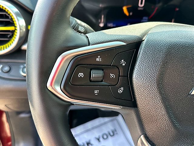 Used 2024 Chevrolet Trax LT w/ Sunroof Package FWD image 13