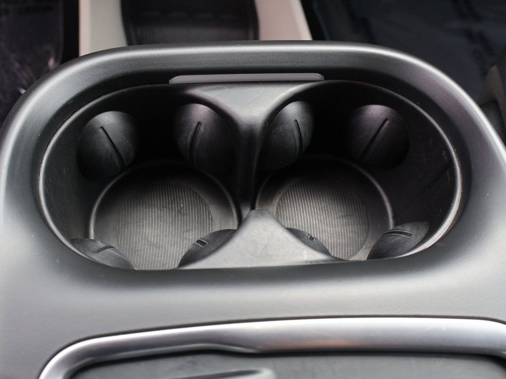 Used 2023 Chrysler Pacifica Touring-L FWD image 54