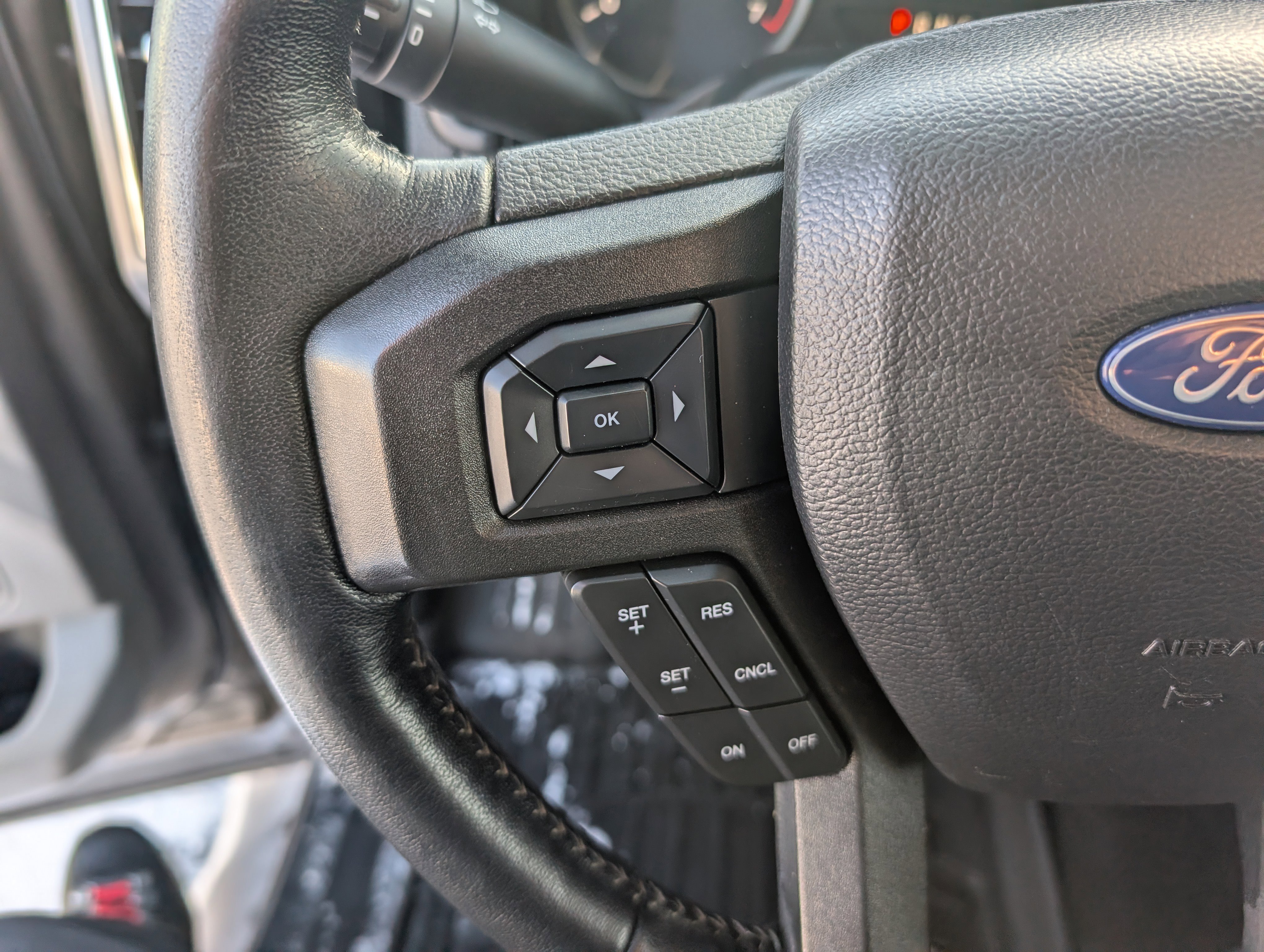 Used 2020 Ford F150 XLT w/ Equipment Group 302A Luxury image 17