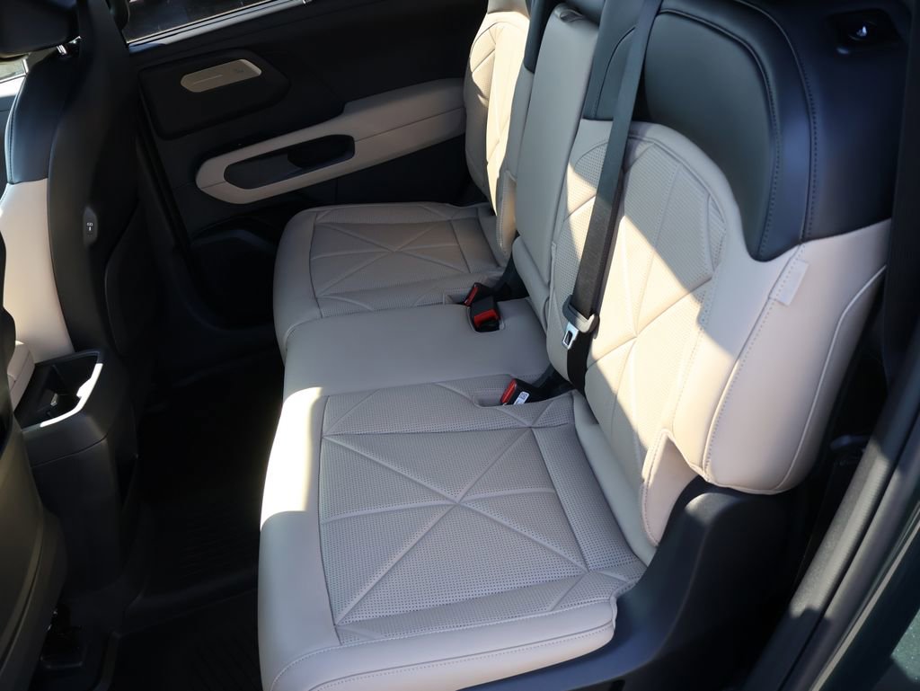 New 2027 Kia Telluride EX w/ Towing Package FWD image 14