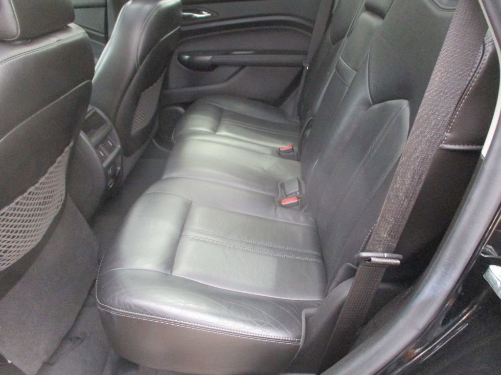 Used 2012 Cadillac SRX Luxury image 7