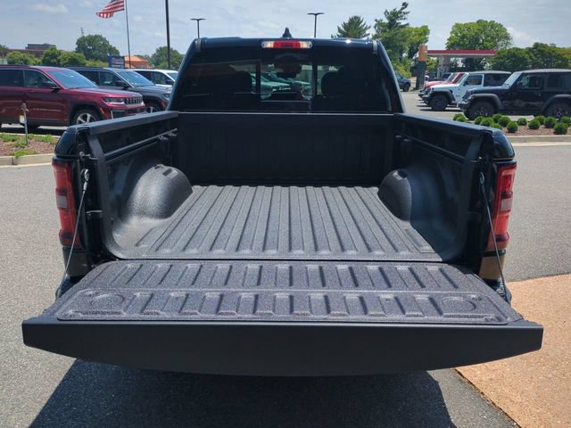 New 2026 RAM 1500 Express AWD/4WD image 13