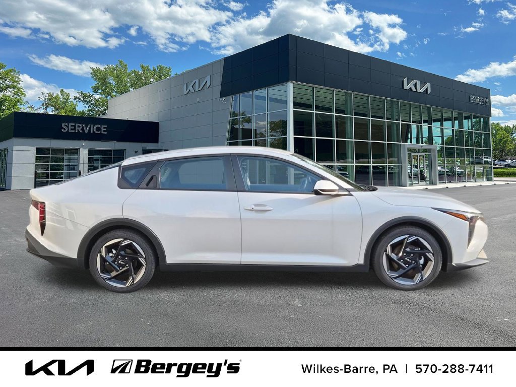 Certified 2025 Kia K4 EX FWD image 14