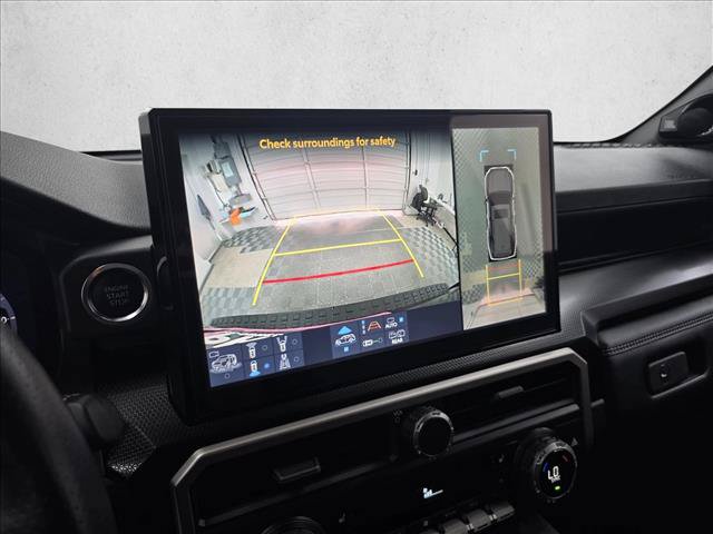 Used 2025 Toyota 4Runner Limited RWD image 12