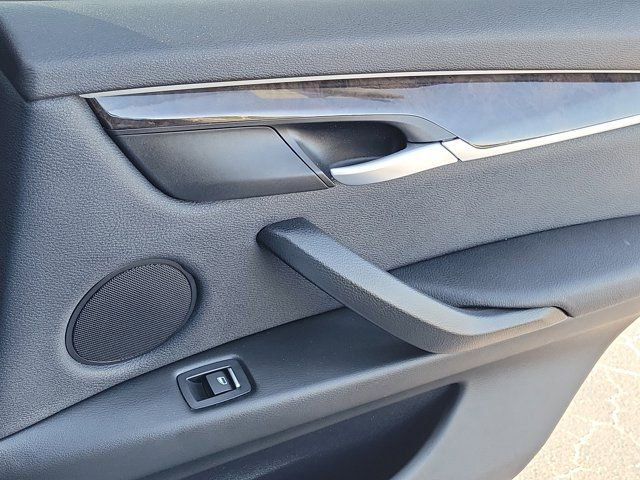 Used 2018 BMW X5 sDrive35i RWD image 9