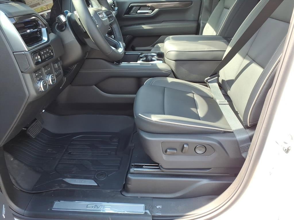 New 2026 GMC Yukon Elevation AWD/4WD image 11