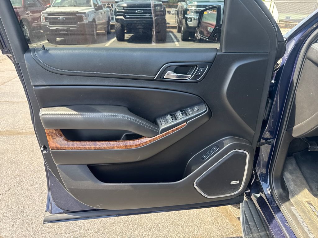 Used 2017 Chevrolet Tahoe Premier AWD/4WD image 11
