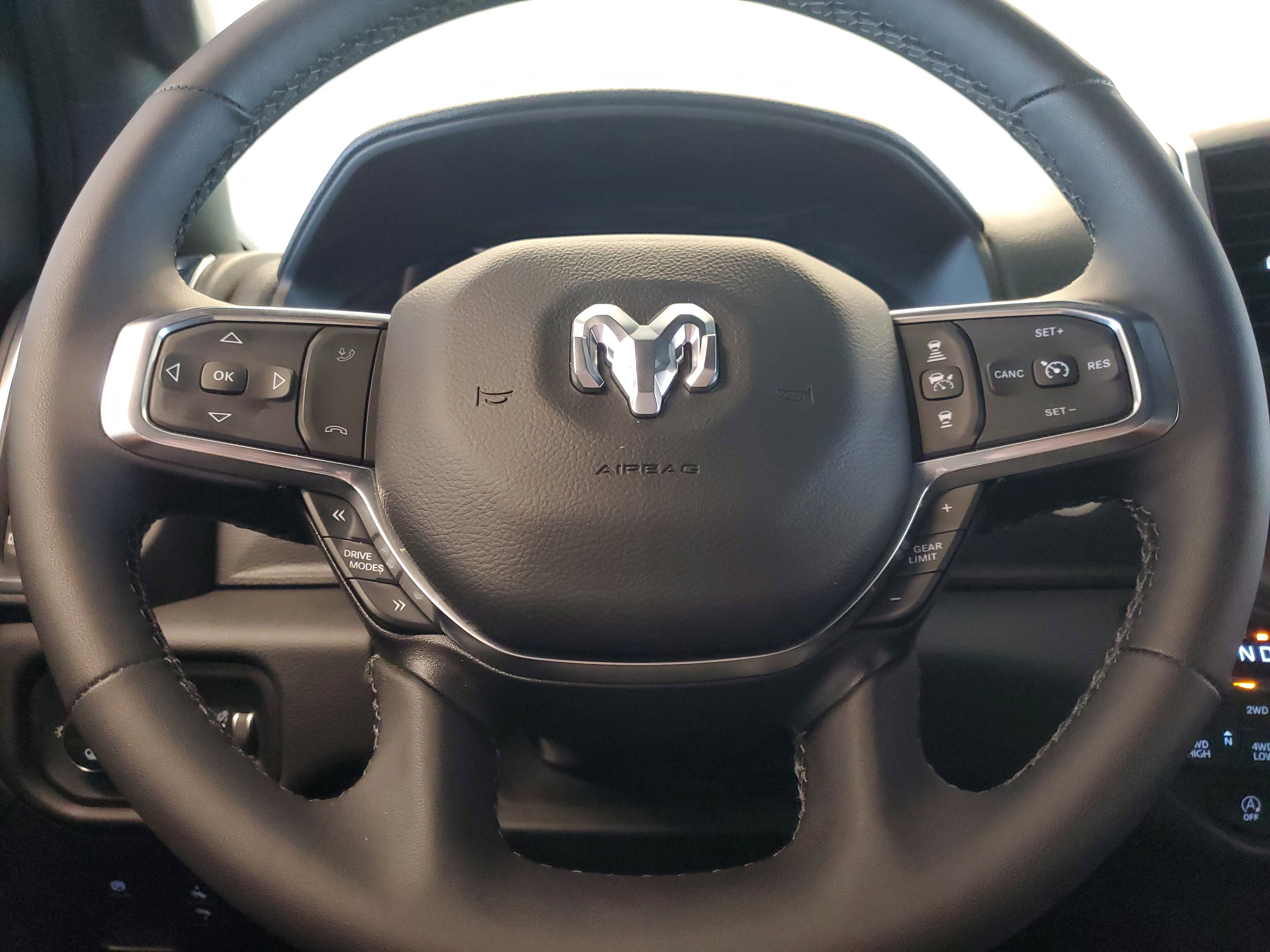 Used 2025 RAM 1500 Laramie image 22